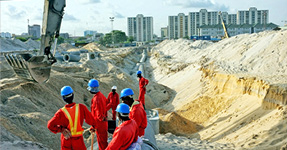 Baumaschinen und Schweißmaterialien